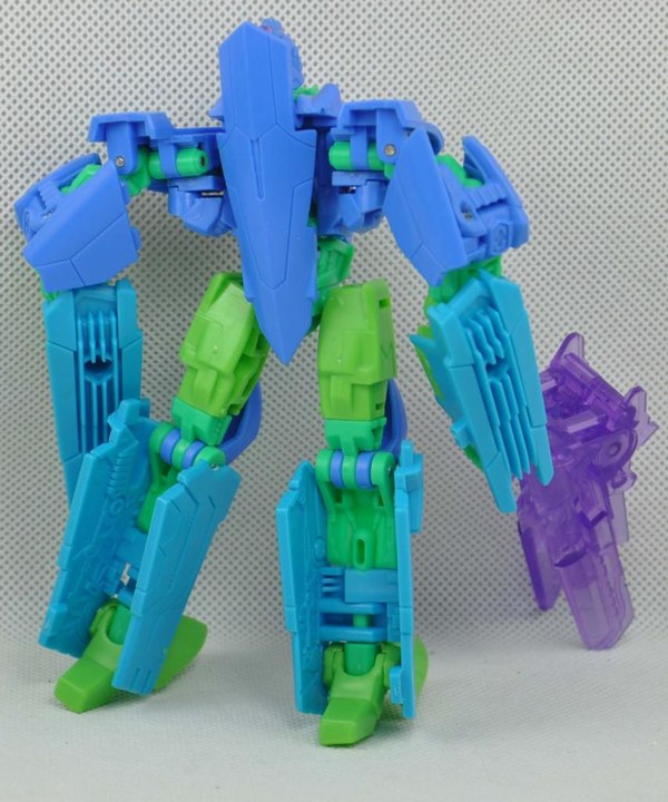 New Images Transformers Generations Dreadwing  Deluxe Class Test Shot  (6 of 6)